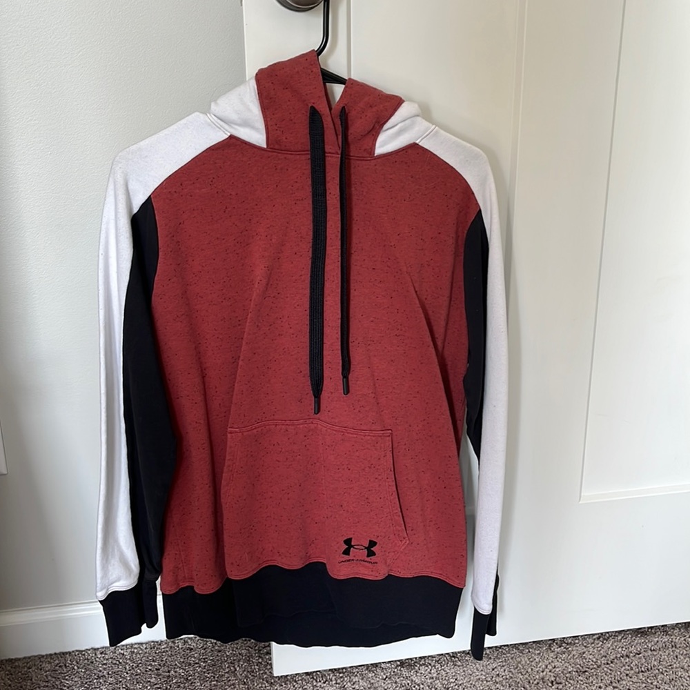 Under Armour Sweatshirt